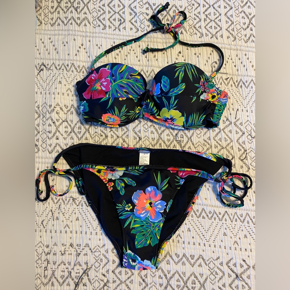Black floral bikini